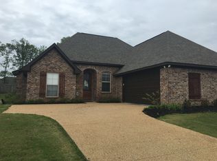 104 Clearview Dr W, Madison, MS 39110