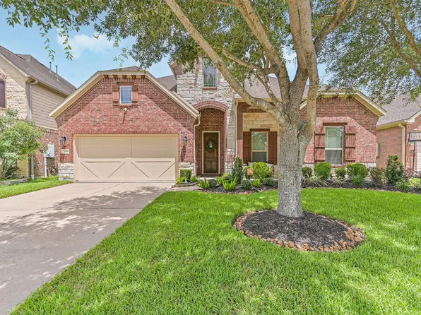 281 Westwood Dr, League City, TX 77573