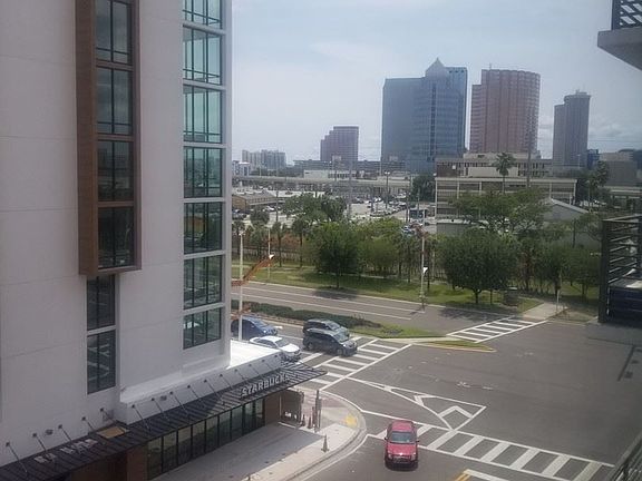2nd image of 1120 E Kennedy Blvd Unit 516