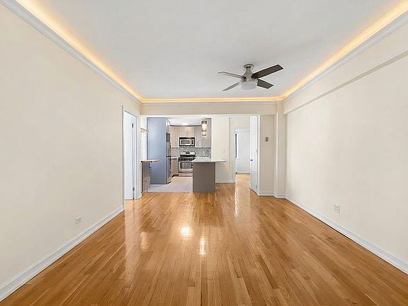 2nd image of 488 Ocean Pkwy APT 6C