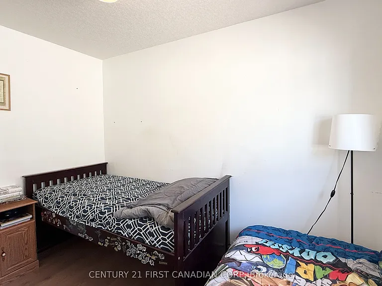 197 Baxter St — Photo 26