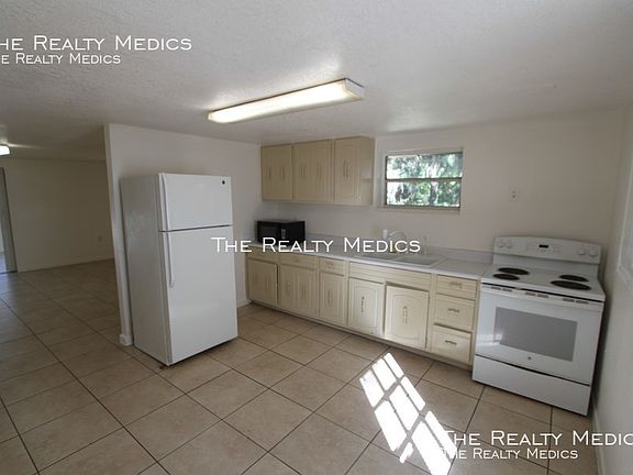 2nd image of 755 Samoa Ave