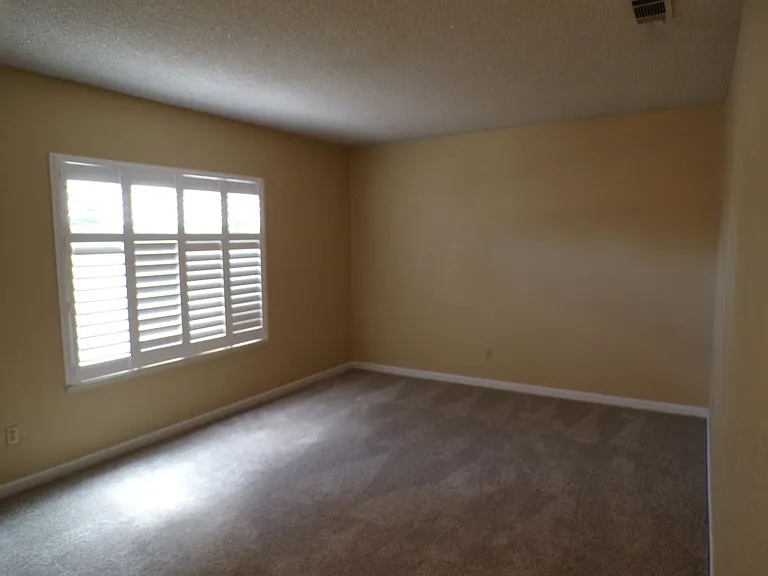 3733 Longbridge Dr — Photo 4