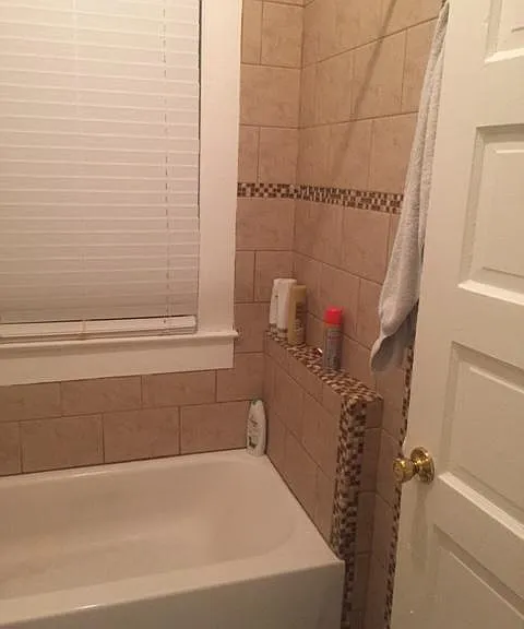 1522 Winnie St #2 — Photo 7