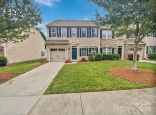 9445 Alice McGinn Dr, Charlotte, NC 28277