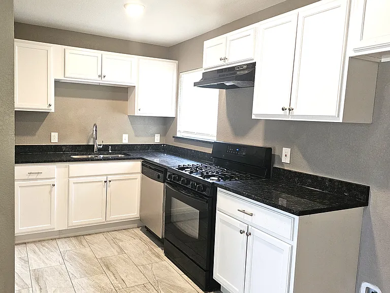 3735 Stateoak Dr — Photo 5