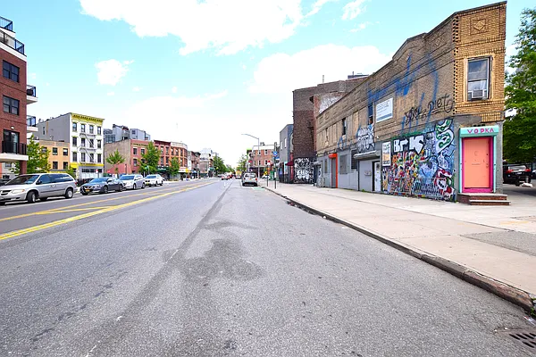 Rented by Keren Capital Group, LLC | media 22
