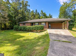 182 New Hope Rd, Fayetteville, GA 30214