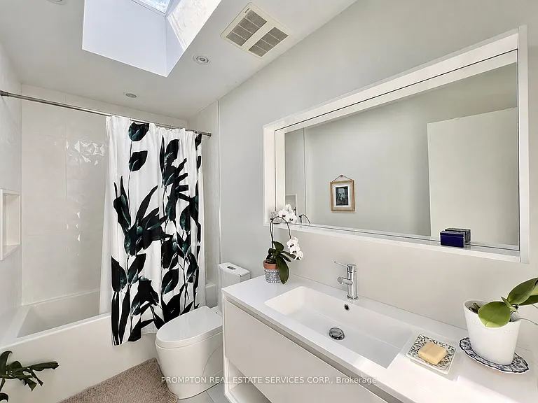 19A Linton Ave — Photo 34