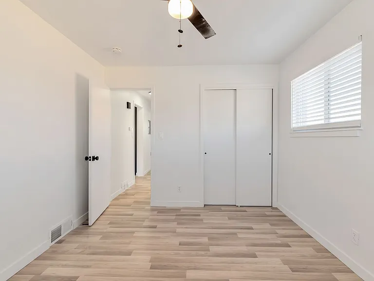 2638-2642 S 800 E — Photo 19