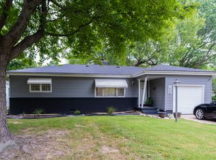 1942 S South Ave, Springfield, MO 65807