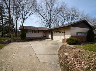448 Powell Dr, Bay Village, OH