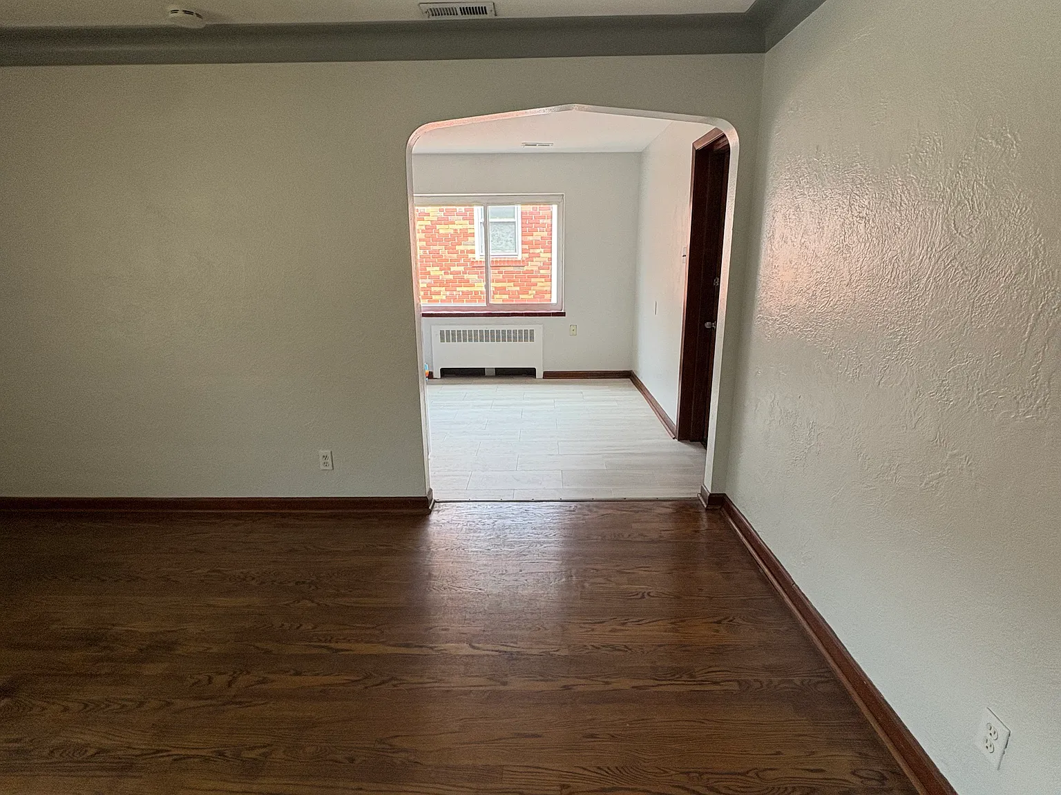 1 bed, 670 sqft, $875 — Photo 2
