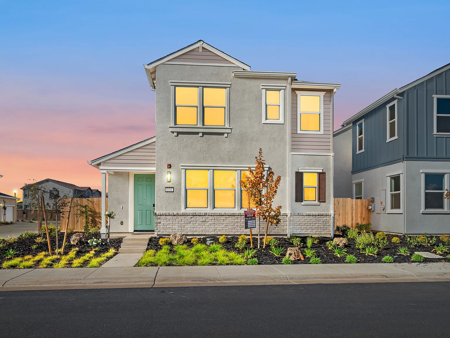3 bed, 2.5 bath, 1734 sqft, $2,990 — Photo 1