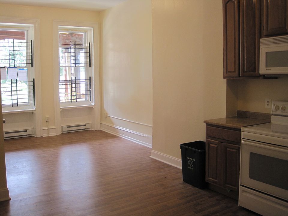 2nd image of 2317 N Park Ave #2