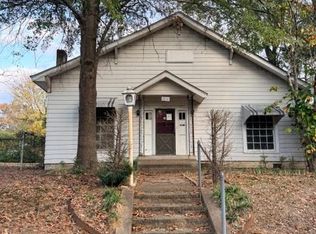 2610 Wood St, Texarkana, TX 75503