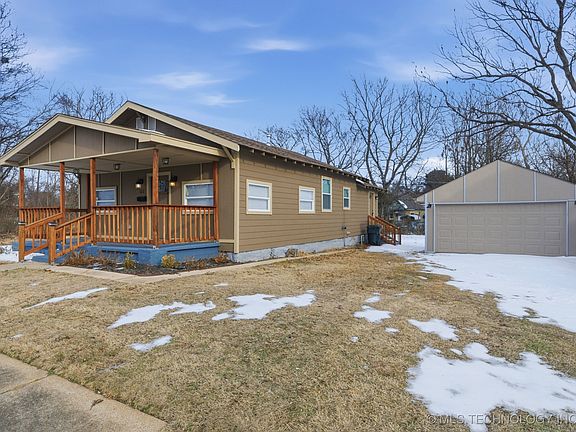 2nd image of 322 N 9th St