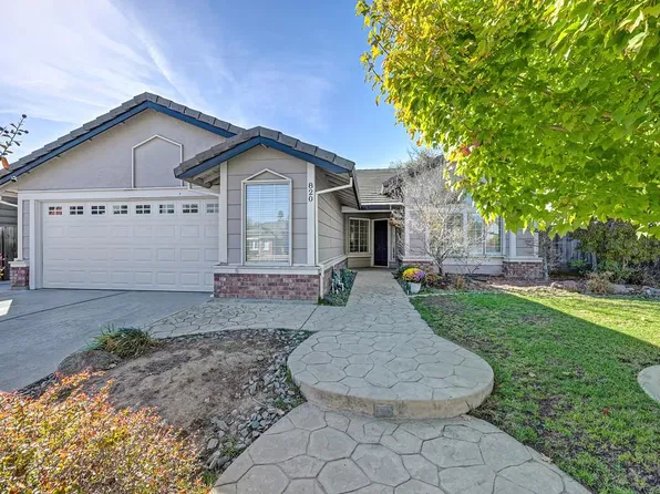 820 Vintage Oak Ave, Galt, CA 95632