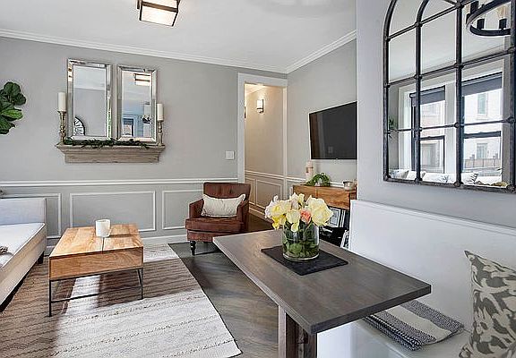 4th image of 137 W 12th St APT 35