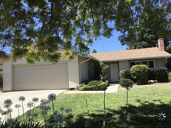 5th image of 34436 Colville Pl