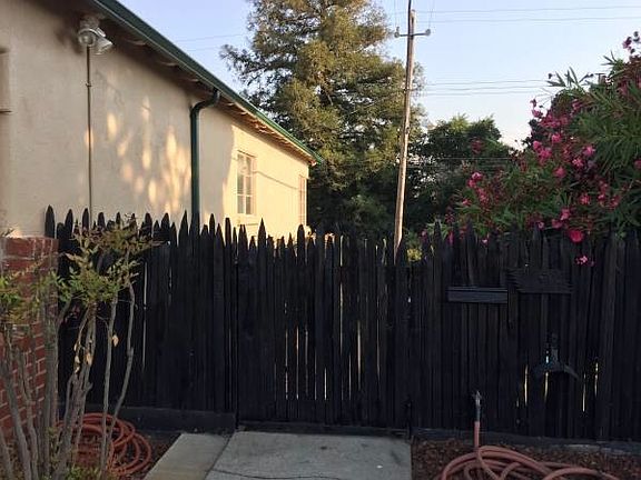 2nd image of 119 Loma Vista Dr #A