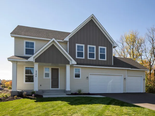 9204 Maas Cir, Minnetrista, MN 55375