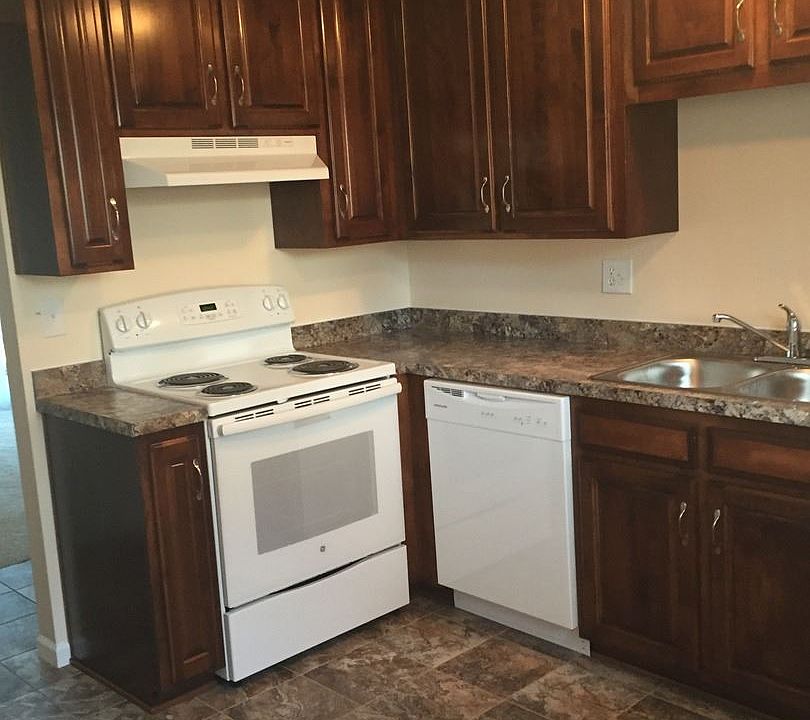 1st image of 810 Wildwood Dr APT 114