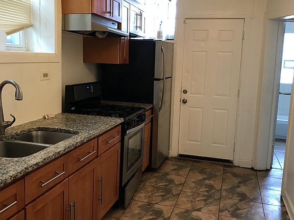 4th image of 7637 S Kingston Ave APT 1