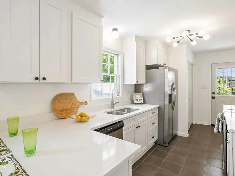 1432 N Sherwood Dr — Photo 5