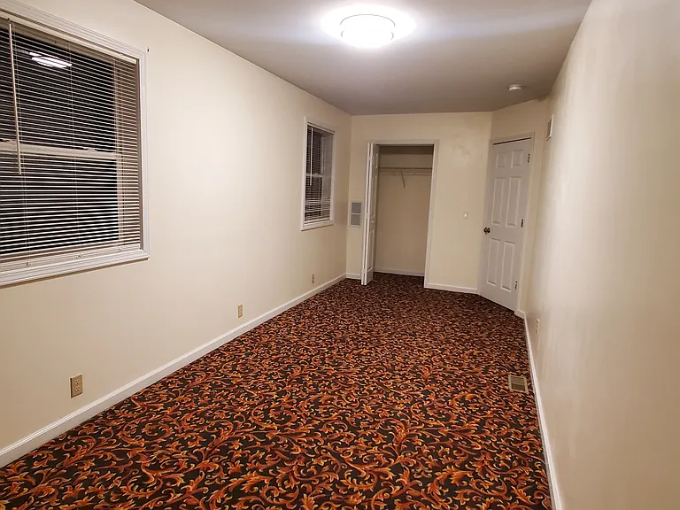 13 Center St #13 — Photo 32
