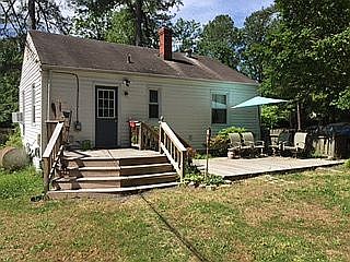 3rd image of 6412 Fitzhugh Ave