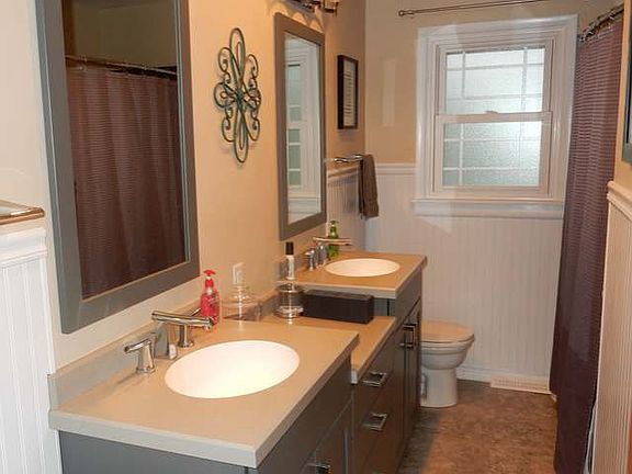 4th image of 824 N 28th St