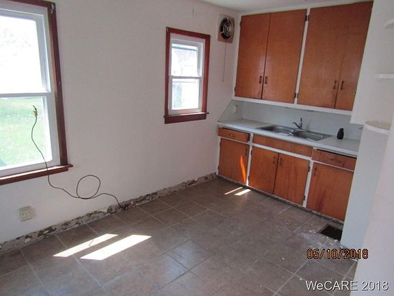 2nd image of 757 Ewing Ave