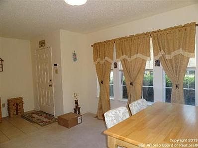 5th image of 10530 Dugas Dr