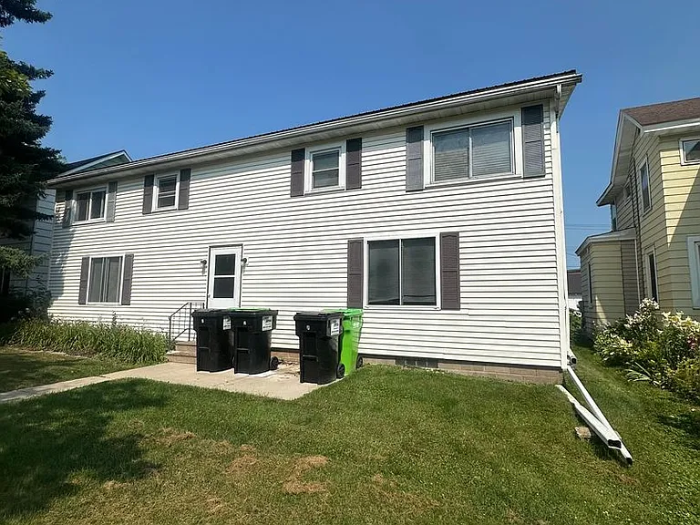 202 N Lincoln St — Photo 12
