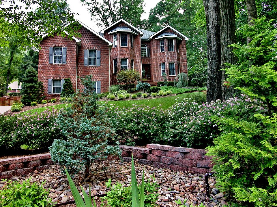 1st image of 115 Keeland Dr