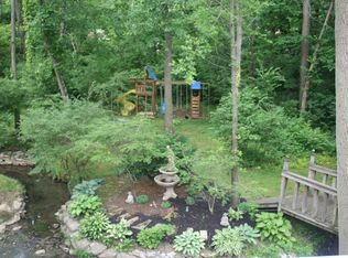 142 Walnut Ridge Ln, Westerville, OH 43081