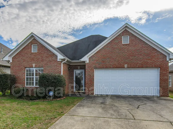 1030 Lexington Dr, Moody, AL 35004