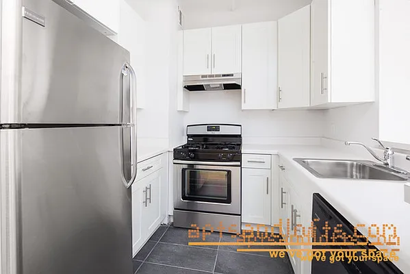 Rented by aptsandlofts.com | media 18