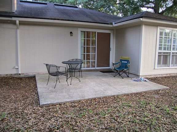4th image of 7535 Deer Cove Ln