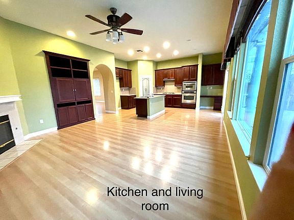 4th image of 4111 Steamboat Cove Ln