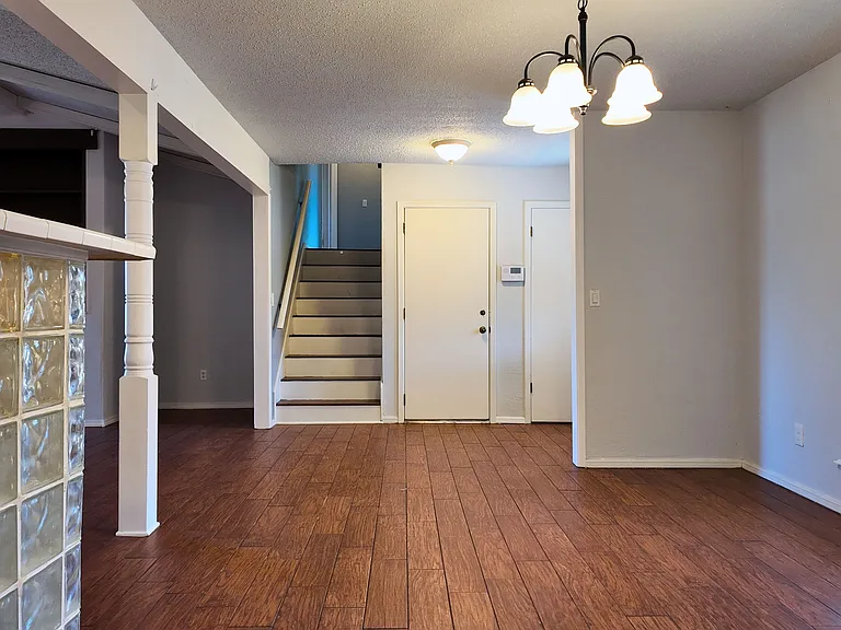 225 N Tunbridge Rd — Photo 25