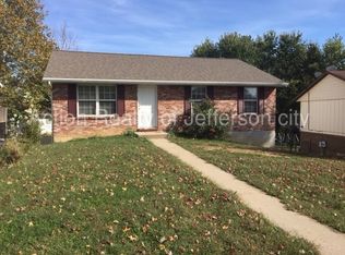 5003 Shady Ln, Jefferson City, MO 65109