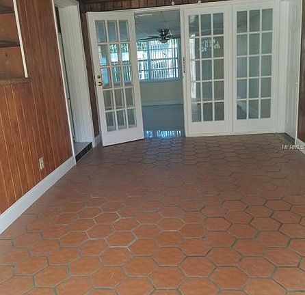 4th image of 6034 Mimosa Dr