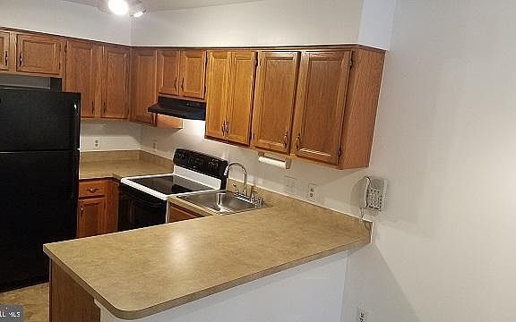 2nd image of 6078 Deer Hill Ct