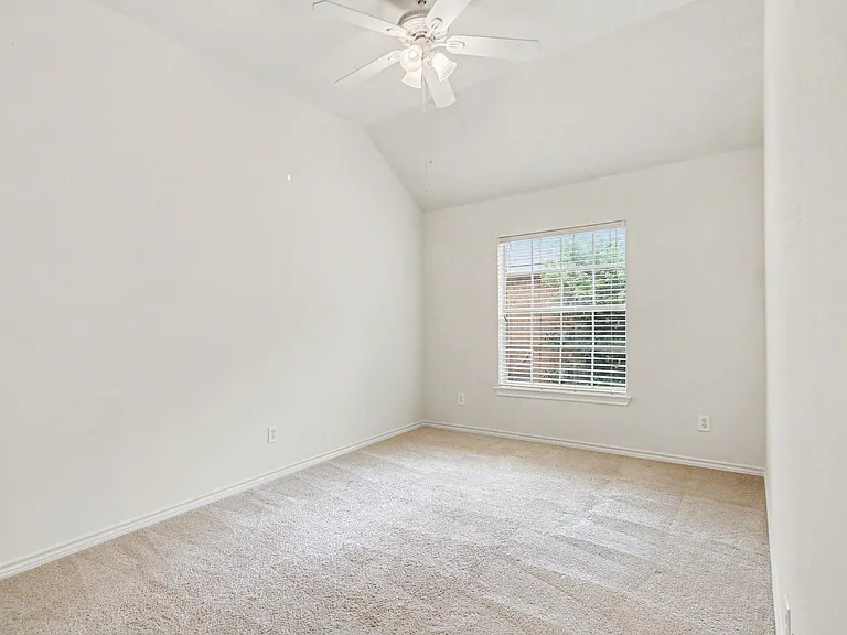 16434 Redcrest Dr — Photo 21