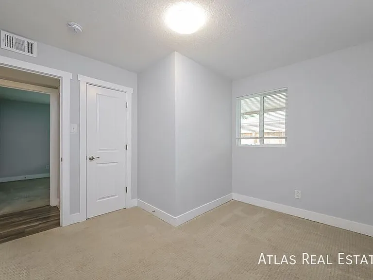 1280 Wheeling St — Photo 13