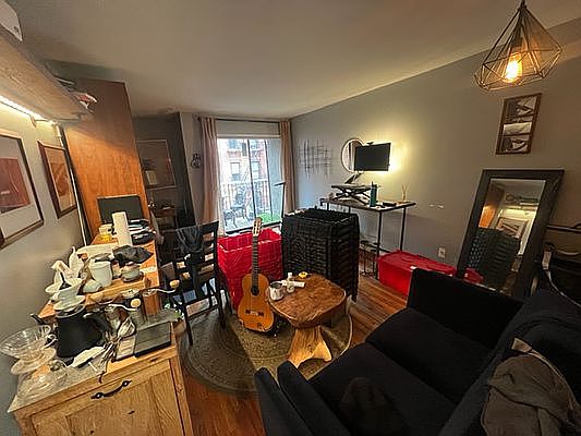 3rd image of 328 W 11th St #3C