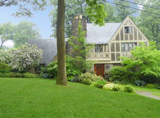 8 Hadden Rd, Scarsdale, NY 10583