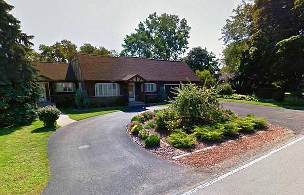 1st image of 3121 La Porte Ave